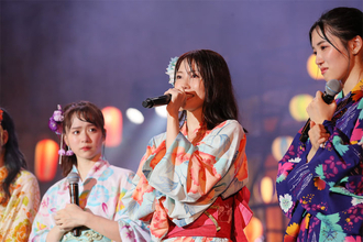 AKB48が13年ぶり日比谷野音ライブを開催、前総監督・横山由依が卒業を電撃発表