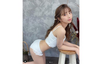 竹内星菜、横から見ても美しい「最強くびれ」水着ショットをファン絶賛