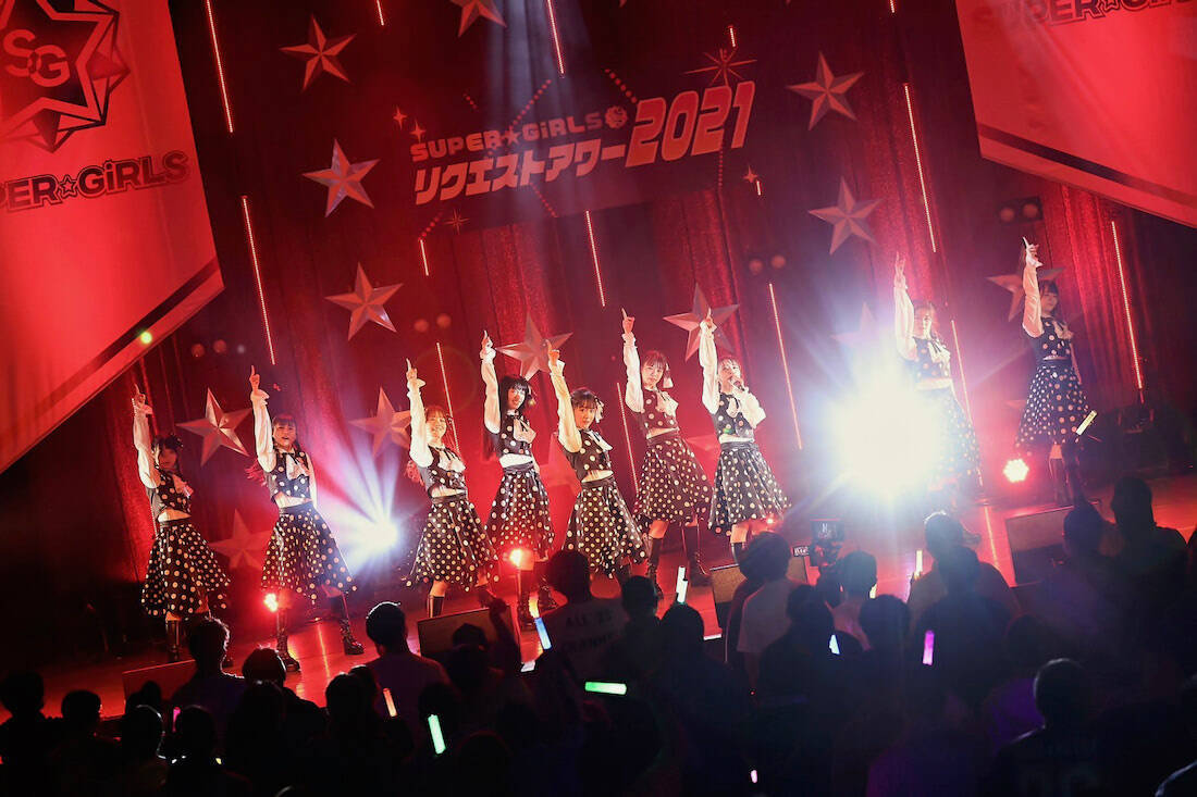 SUPER☆GiRLS、聖夜にCDデビュー11周年を飾るアニバーサリーライブを開催