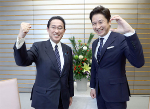 岸田文雄内閣総理大臣と谷原章介が新春対談、広島カープ・新型コロナ・子育てまで語り尽くす
