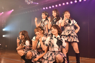 2年前の想いが結実、AKB48 9期生10周年公演に島田晴香、竹内美宥、永尾まりやら卒業生も集結