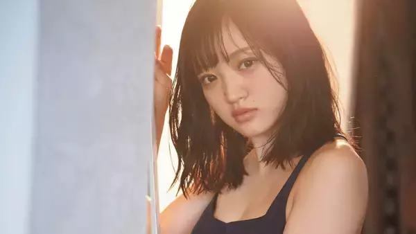 NMB48 6期研究生・小林莉奈『月刊エンタメ』に“透明感”全開のグラビアで初登場