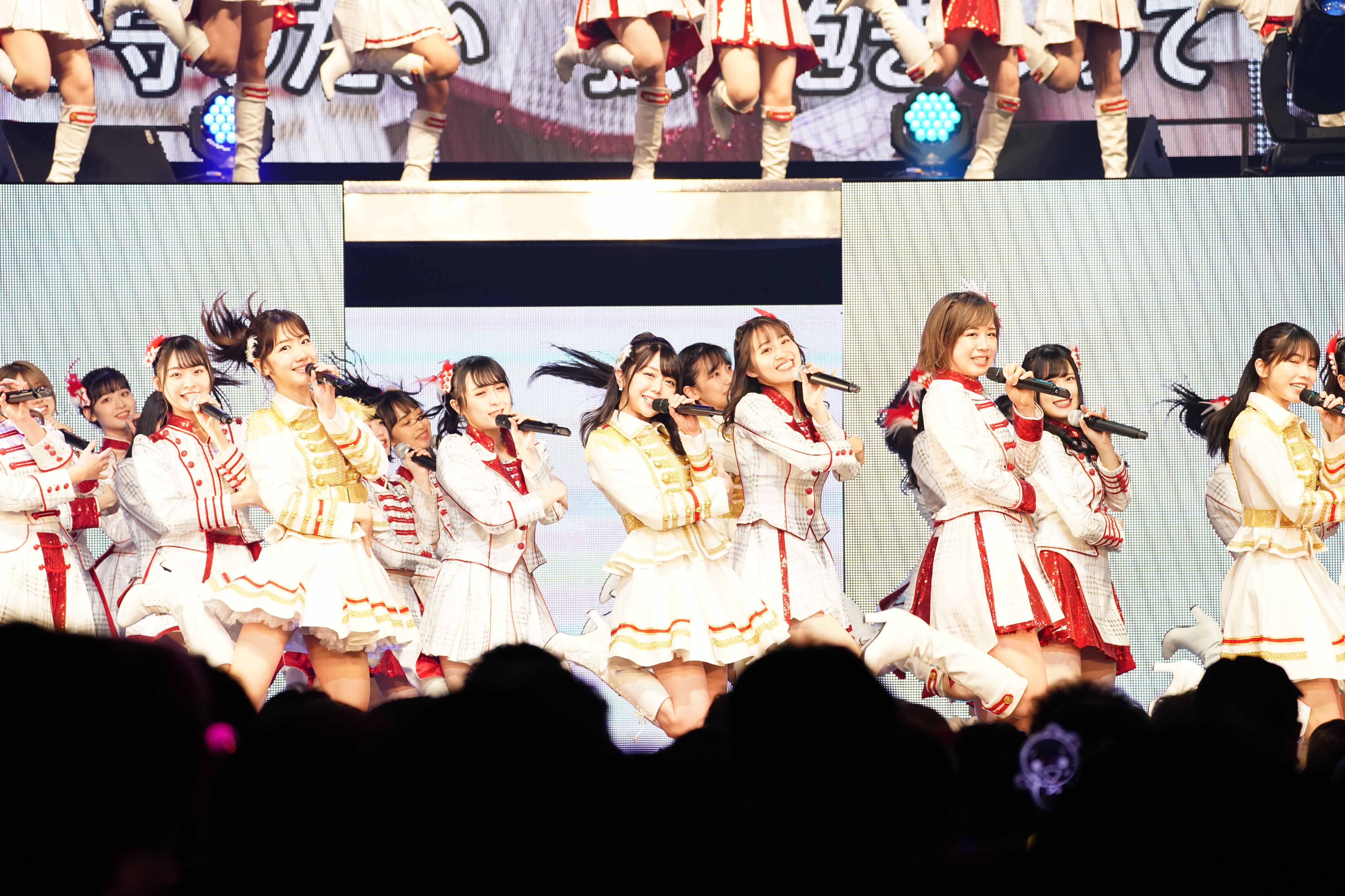 AKB48 TDC単独コン：メキシコ留学の入山杏奈も、全102人で見せた圧巻のステージ【写真11点】