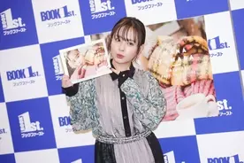 元ｎｍｂ４８山田菜々 カレンダーに自信 金メダルボディーを披露しています 年2月22日 エキサイトニュース