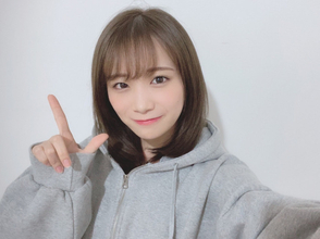 乃木坂46 秋元真夏、SHOWROOM配信第二夜、写真集ロケの感想話に花