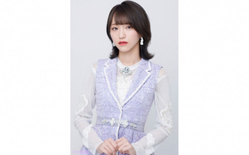＝LOVE 野口衣織が“ナスっぽい”寝ぐせ写真を公開し「芸術的すぎる」と話題に