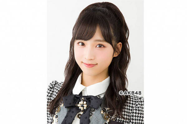 Akb48 小栗有以の前髪センター分けショットに 大人っぽい 雰囲気変わる と驚きの声 年6月29日 エキサイトニュース