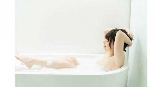 あまつまりな 泡風呂や下着など サービスショット満載 妄想ルームシェアグラビアカット公開 年8月26日 エキサイトニュース