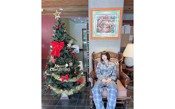 あの が可愛いパジャマ姿で「めりーくりすます」、ひと月早いプレゼントにファン感激