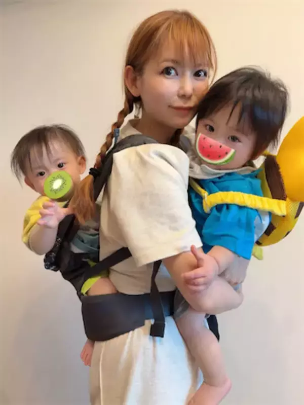 中川翔子、双子を”おんぶにだっこ”した3ショット公開「重さも幸せの時間ですね」