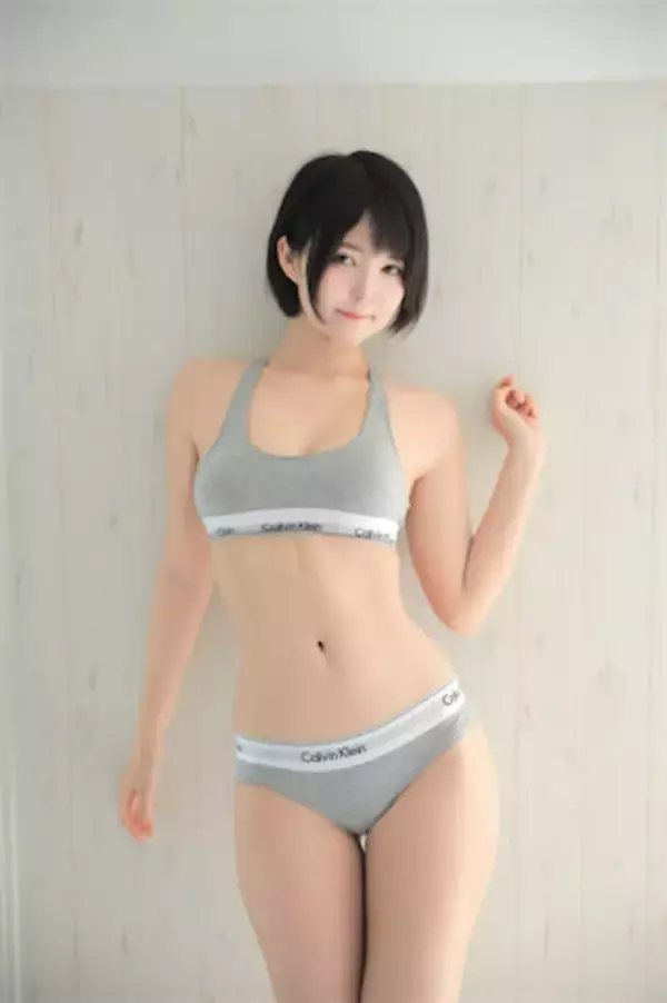 「どっちが好き？」九条ねぎ、細身ボディからむっちり美ボディへの比較ショット公開