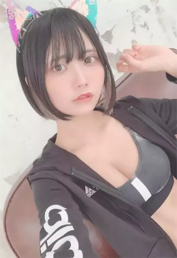 「かれしちゃん、猫耳×下着パーカー姿に「疲れが吹っ飛びました」と歓喜の声」の画像