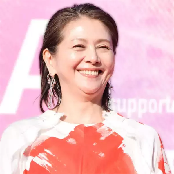 休養期間中にオンライン署名呼びかけも…60歳の小泉今日子は、休養明けにどこへ向かうのか