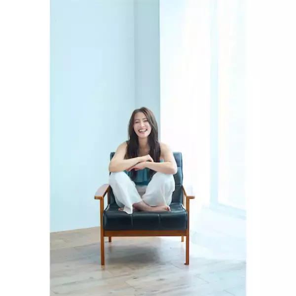 急な美人化で話題　大沢あかね、“逆転美容”の全貌が明らかに「私の美容は伸び代が売り」