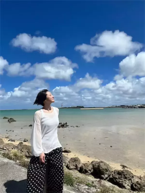 広末涼子、沖縄で見せた爽やか横顔ショットが話題「綺麗すぎる」「海が似合いますね」