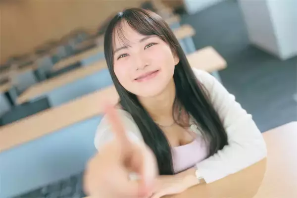 “美しすぎる囲碁棋士”三島響、実は超やんちゃ少女だった「お行儀が悪くて級を落とされて…」