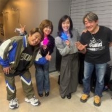 松本伊代、近藤真彦、野村義男、早見優と“アイドル雑誌風”4ショット「なんだか昔に戻っちゃうね！」