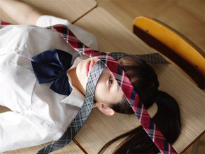 “合法ロリ”長澤茉里奈が30代で初の制服姿に、スクールガール・コンプレックスとコラボ撮