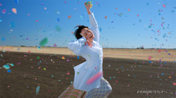 伊藤万理華、「ピュレグミ」発売20周年記念CMで軽やかなダンスを披露