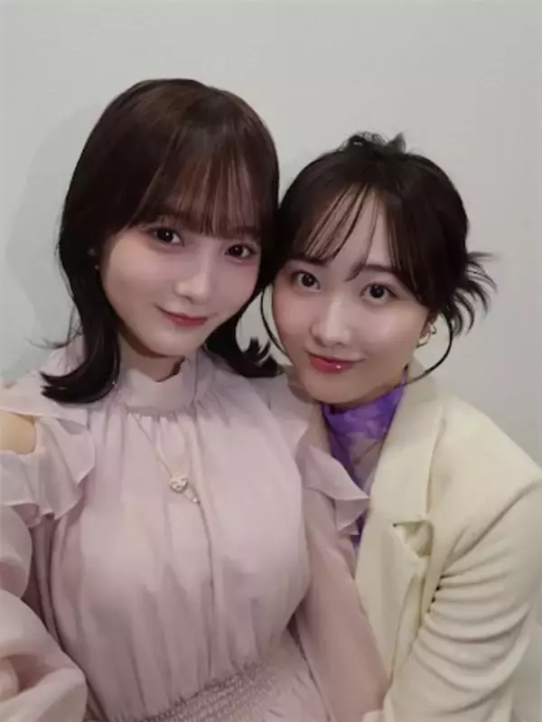 本田望結＆紗来、仲良し姉妹の”撮り愛”ショット公開「尊すぎる！」「天使みたい」