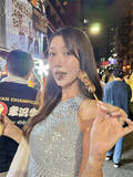「40歳"美しすぎる気象予報士"、透けニットが色っぽい夏祭りコーデ披露「どんどん綺麗になってますね」」の画像1