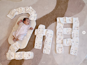 杉浦太陽、次女の“生後2カ月”ショットを公開「むちむち、成長中〜です」