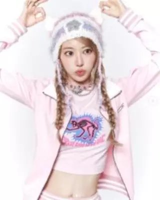 宮脇咲良、3度目のデビューを果たしたLE SSERAFIMが大反響！前田敦子も