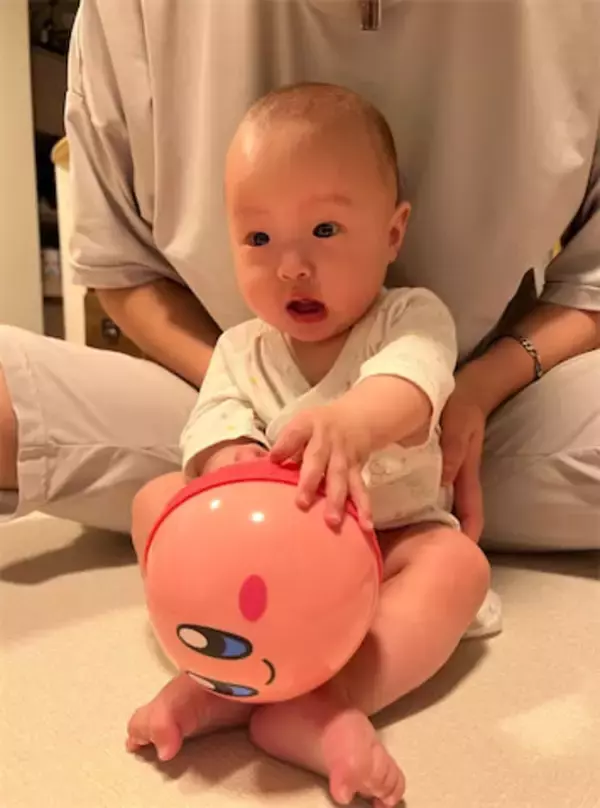 第3子妊娠中の小林礼奈、愛らしい次女の確かな成長に感動「やっと遊べるようになったね」