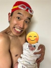 『水ダウ』で大活躍！36歳‟水泳芸人”が第2子誕生を報告「嬉しぶき～」