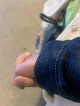 「ちょい拒まれたけどまだ繋いでくれたさ」フジモン、娘との手つなぎショット公開