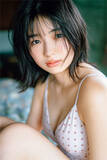 「林美希、『週刊FLASH』初登場　グラビア界を席巻する18歳の素顔に迫る」の画像1