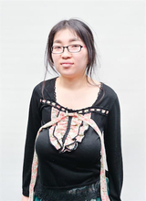 “オタク女子”吉田いをん、「振れ幅がとんでもない」ビフォアフメイク写真に反響「別人ですね」