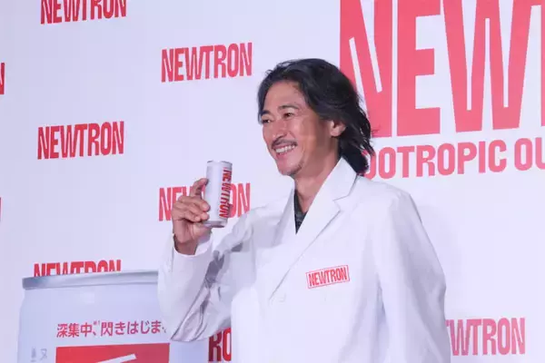俳優・窪塚洋介がパターゴルフや書道で「ゾーン」に入る！｜NEWTRON 新店舗・全国展開記者発表会