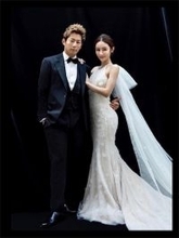 宮崎麗果、結婚4周年で夫・黒木啓司とのウエディング写真を公開「いつもそばにいてくれてありがとう」