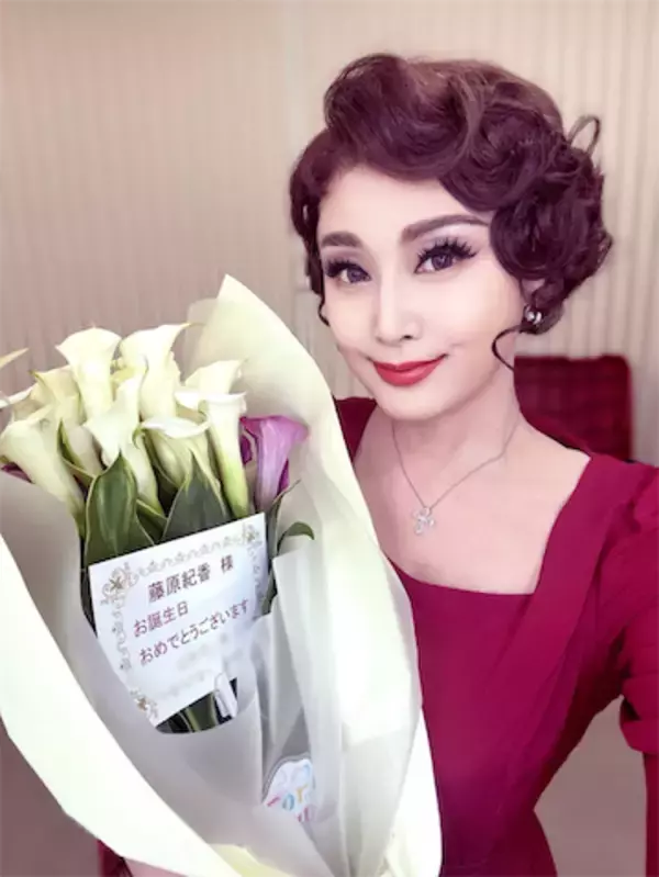 藤原紀香、55歳誕生日を舞台上でサプライズ祝福「役者として、これほど幸せなことはありません」
