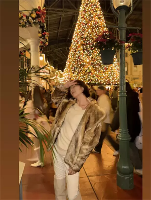 木下優樹菜、家族でクリスマスディズニーを満喫「可愛いファミリー」
