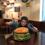 「最強の敵はアザラシ？ 女王・アンジェラ佐藤が振り返る大食い対決」の画像1