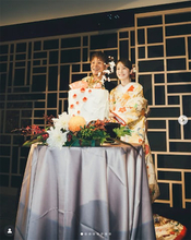 格闘家と結婚した“ボンビーガール”出身女優、華やかな和装姿の結婚披露宴ショットを多数公開