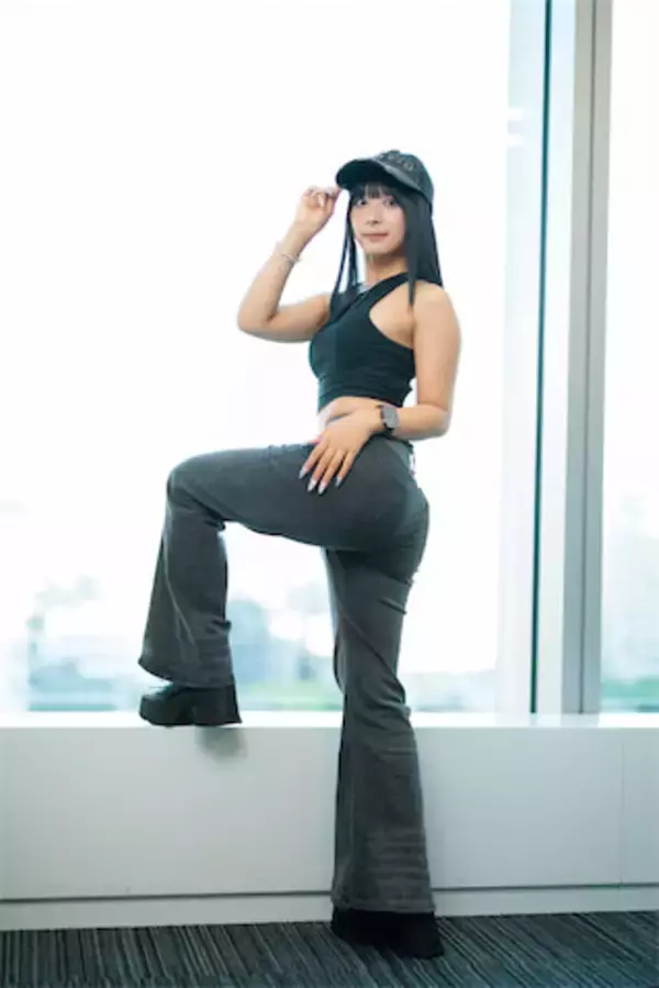 無断転載されたヒップ写真が万バズ、椚マイカ「お尻が大きいのはいいけど、太ももはコンプレックス」