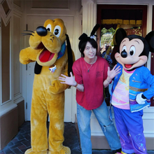 相川七瀬、イケメン次男を顔出し！息子&娘とディズニーランドへ「モテモテのリオくん」