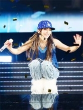 浜崎あゆみ、ファンに寄り添う‟神対応スマイル”に絶賛の声「あゆの笑顔は世界一」
