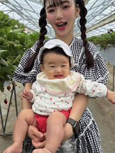 エレキコミック・やついいちろうの妻、第1子といちご狩りへ「笑っちゃうくらいにパパソックリ」