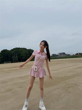 16歳JKモデル・こいろん、爽やかポロシャツ×厚底スニーカーにキュン「綺麗すぎて反則」