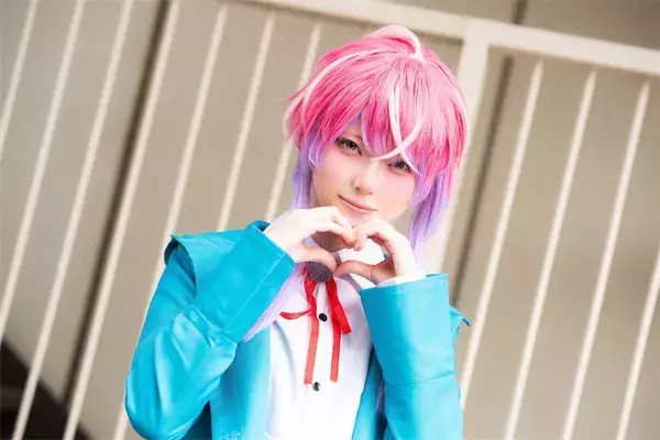 コスプレ歴わずか1年“30キャラ超”で注目の甘柄りや、「推しを真横で見たい」独特の愛