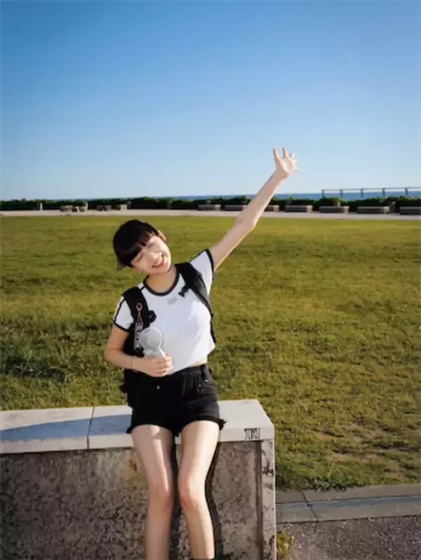 Cocomi、Tシャツ＆短パン姿で美脚披露「今年も夏らしいこと、してきました」
