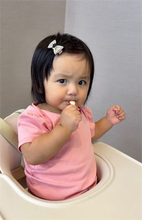 アレクサンダー、次女・グーちゃんの"しかめっ面"ショット公開 「朝から可愛すぎます」と反響