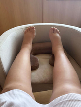 ゆうこす、産後に体がパンパンに浮腫み…「利尿剤で10キロ減」の入院ショットが話題