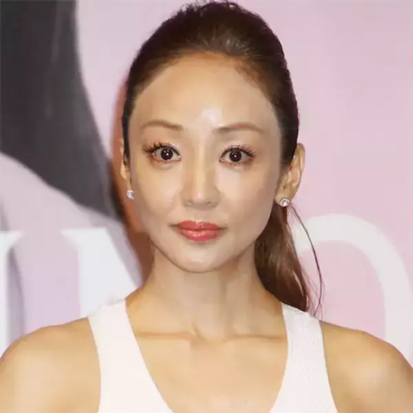 神田うのが「薄毛治療写真」公開、AGAクリニック通い告白に共感広がる