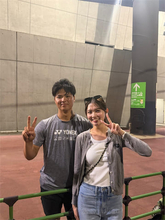 父は元プロ野球選手・22歳タレントが、"弟の試合"を観戦「弟さんもイケメン」「プロで見たい」