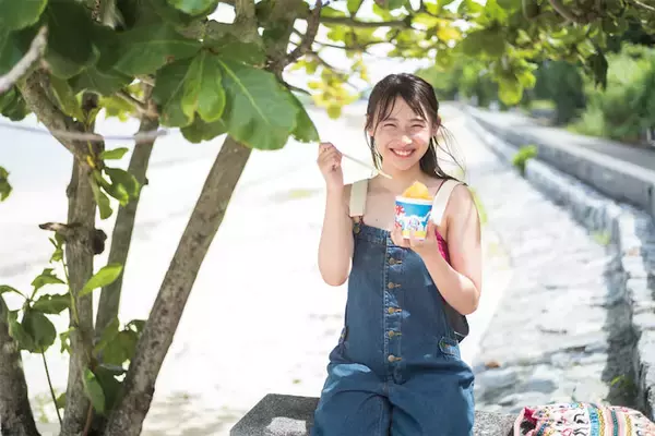 『めざましテレビ』イマドキガール・柚来しいなの1st写真集が発売決定、透明感あふれる水着カットも